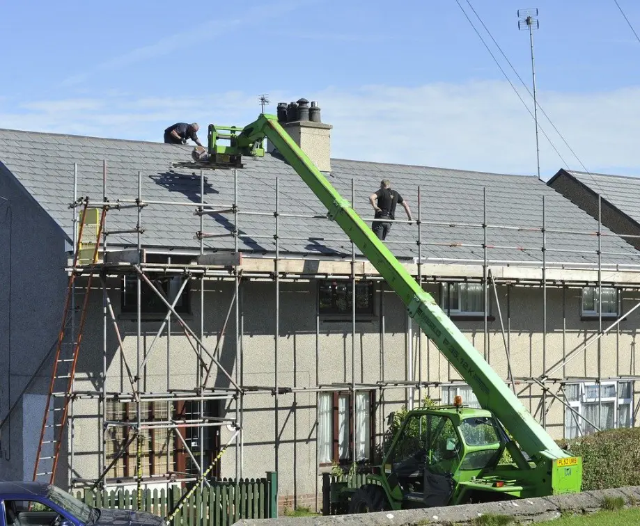 House roof repair